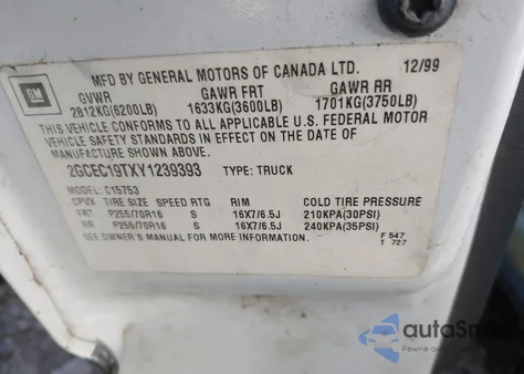 2000 Chevrolet Silverado 1500 Ls z USA, uszkodzony, nr VIN 2GCEC19TXY1239393